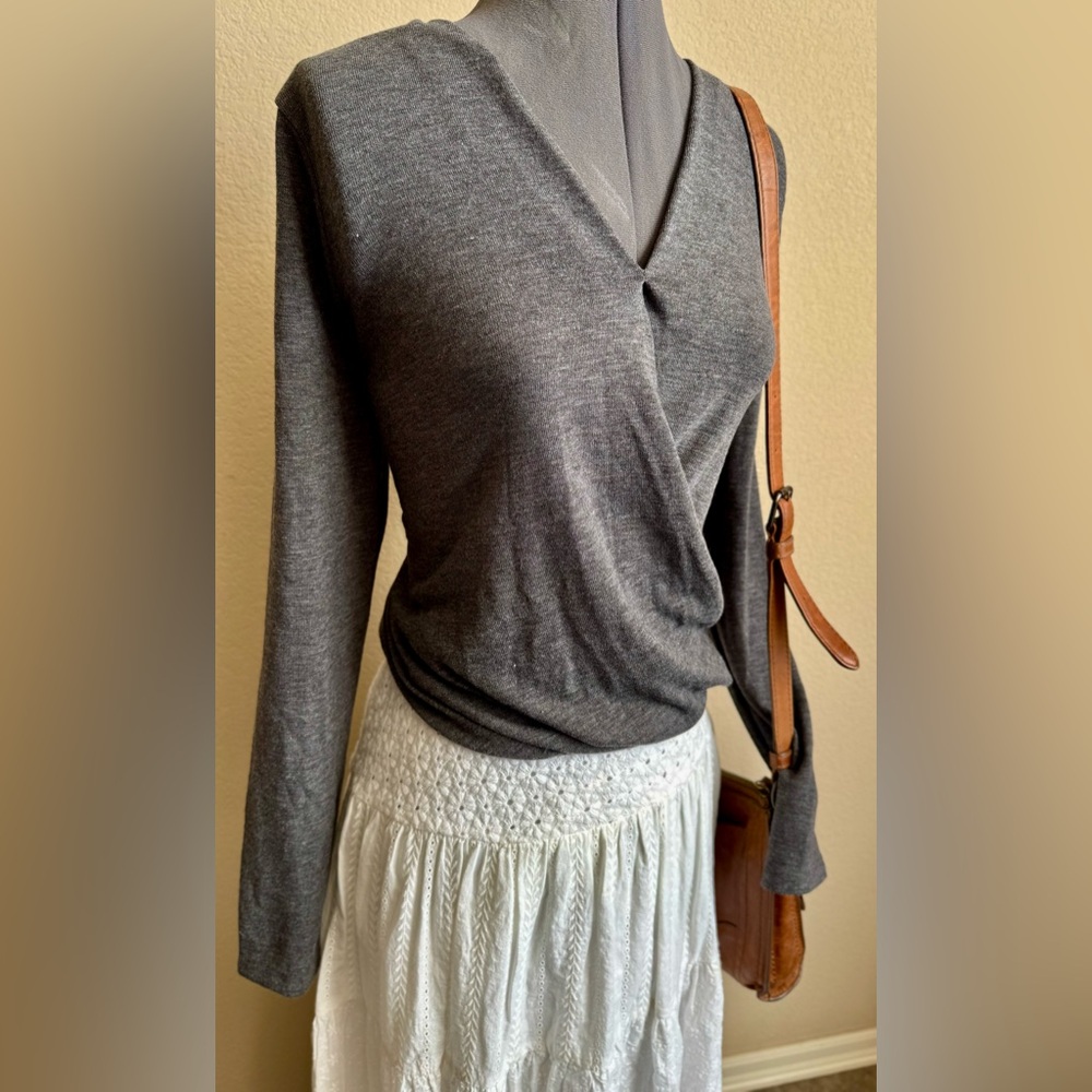 Michael Stars NWT Grey Long Sleeve Twist Wrap Shirt Blouse XS - Picture 2 of 13